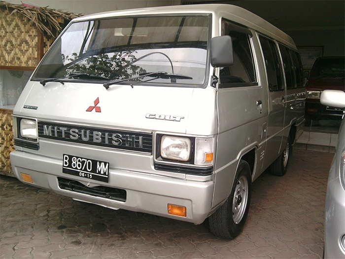 mitsubishi l300 minibus new armada